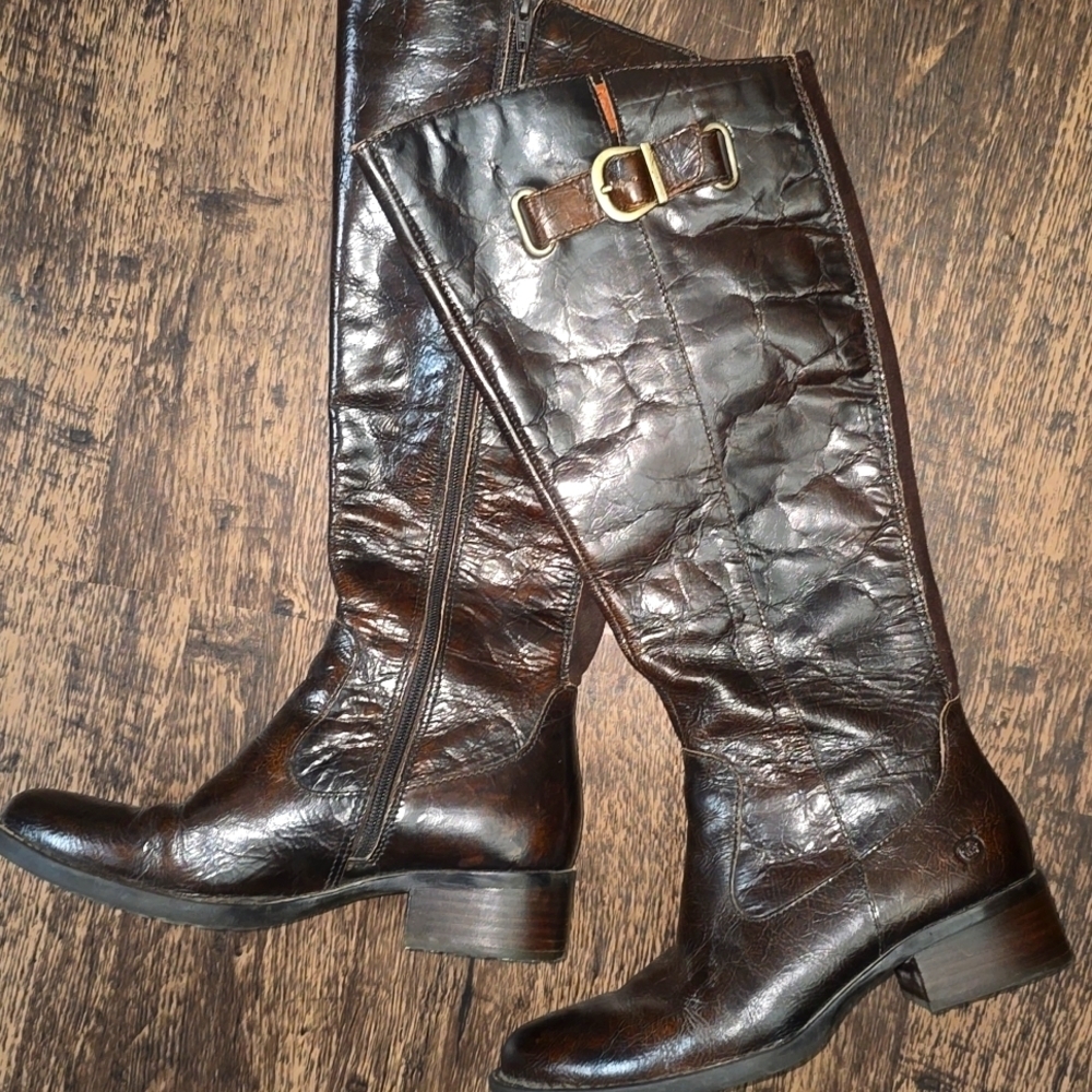 💥BORN Tall brown leather side zip Sz 6.5 flannel lined Like new!